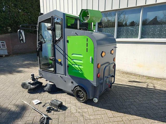 2025 starvox d19 - zelfrijdende veegmachine - afbeelding 15 van  21