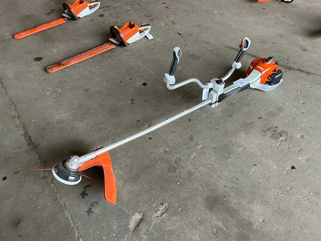 2025 stihl fs461c bosmaaier - afbeelding 1 van  3