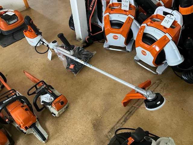 2025 stihl fsa 250 accu bosmaaier - afbeelding 2 van  9