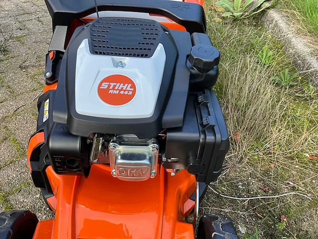 2025 stihl rm 443.3 grasmaaier - afbeelding 7 van  10