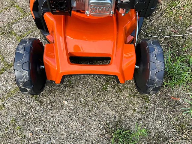 2025 stihl rm 443.3 grasmaaier - afbeelding 8 van  10