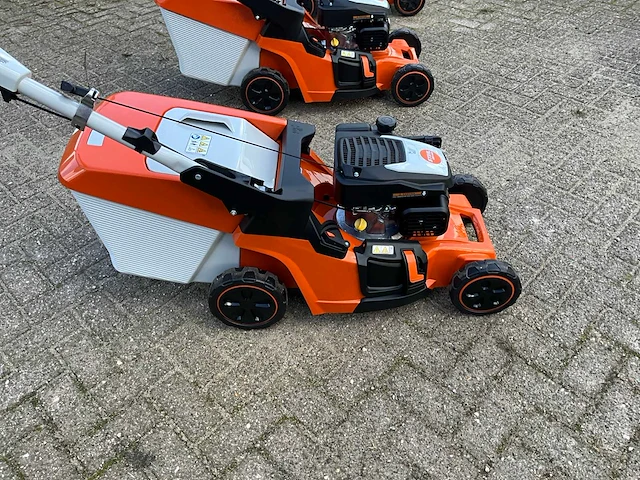 2025 stihl rm 443.3 grasmaaier - afbeelding 5 van  10