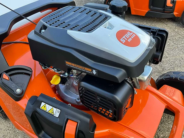 2025 stihl rm 443.3 grasmaaier - afbeelding 8 van  10