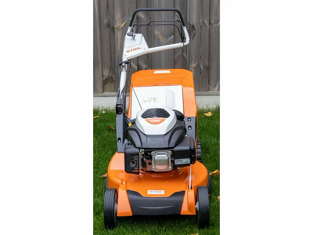 2025 stihl rm 655 v grasmaaier - afbeelding 3 van  4