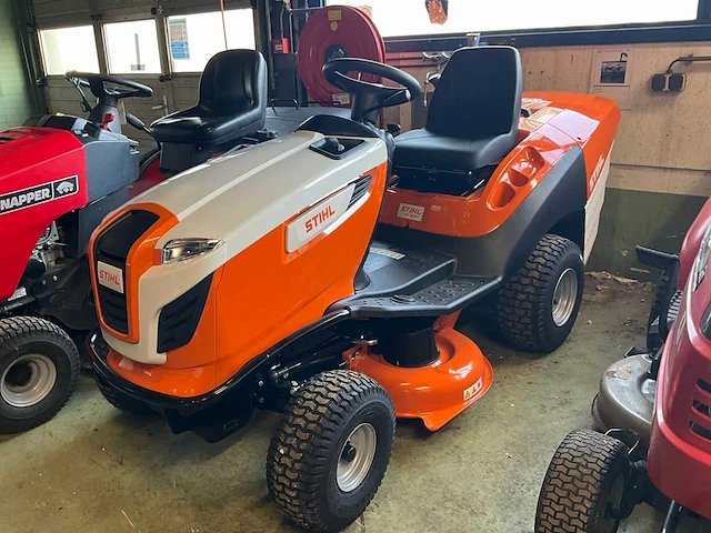 2025 stihl rt 5097 zitmaaier - afbeelding 1 van  11