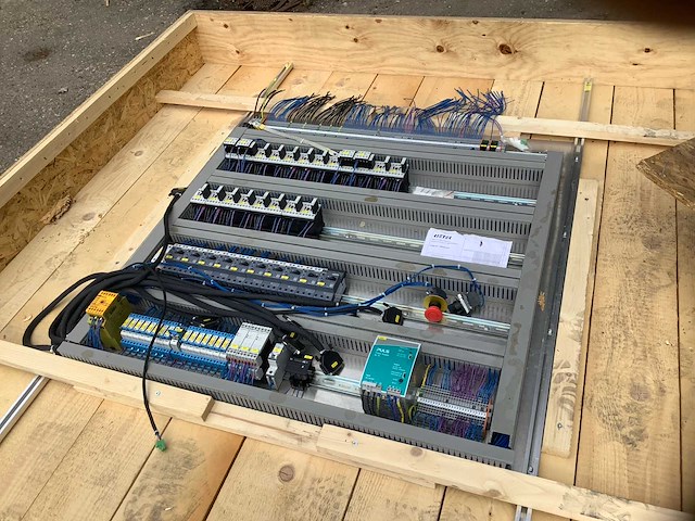 2025 stroomverdeelkast - afbeelding 2 van  9