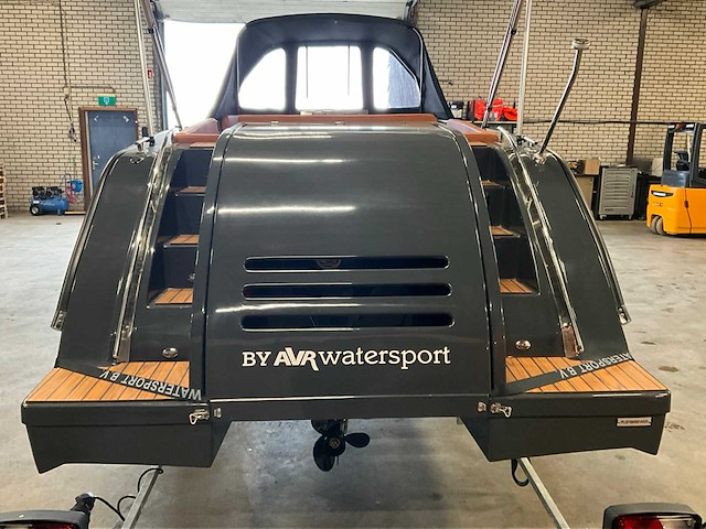 2025 sunrise 650t tendersloep - afbeelding 6 van  32