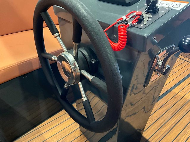 2025 sunrise 650t tendersloep - afbeelding 14 van  32