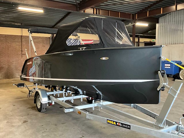 2025 sunrise 650t tendersloep - afbeelding 23 van  32