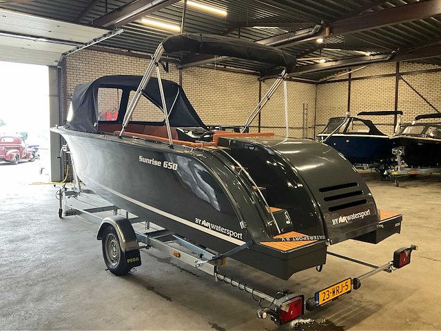 2025 sunrise 650t tendersloep - afbeelding 30 van  32