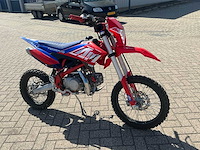 2025 thunder 125 motorfiets - afbeelding 16 van  21