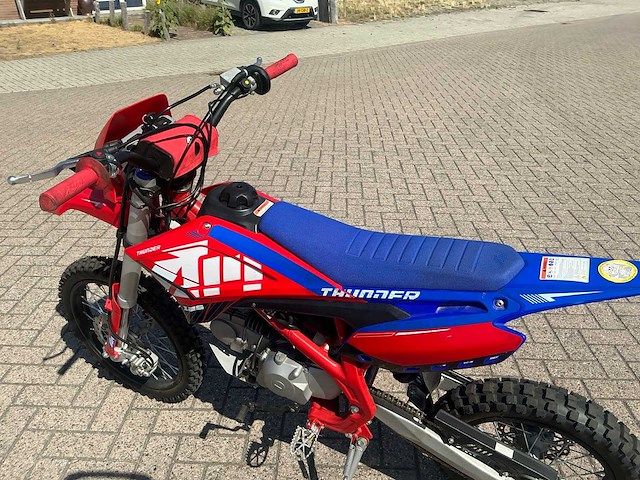 2025 thunder 125 motorfiets - afbeelding 19 van  21