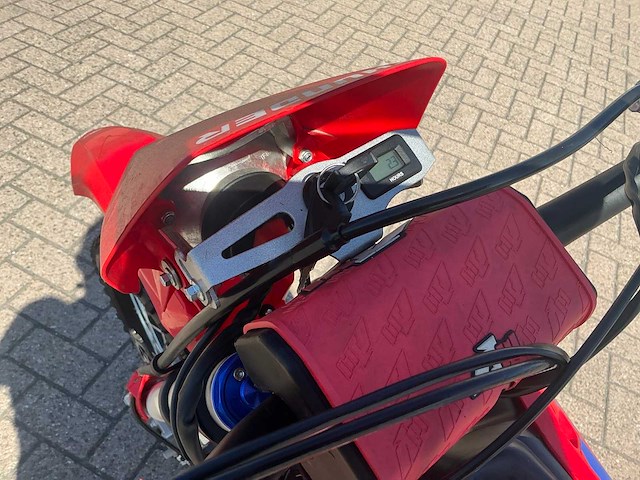 2025 thunder 125 motorfiets - afbeelding 21 van  21
