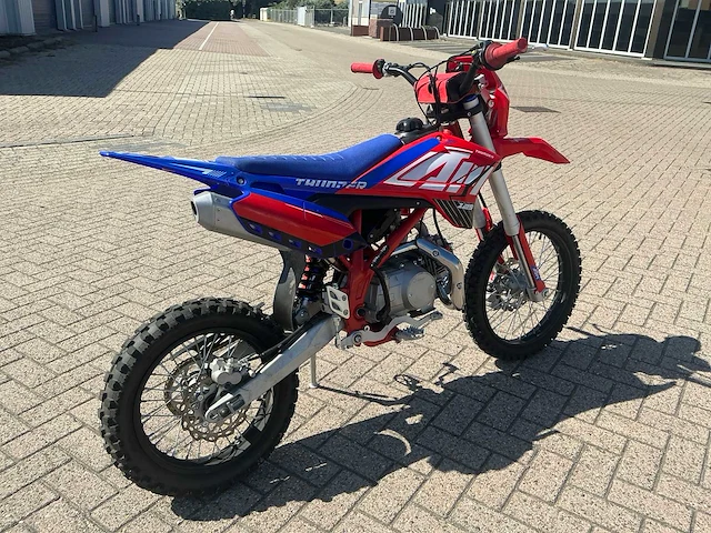 2025 thunder 125 motorfiets - afbeelding 14 van  21