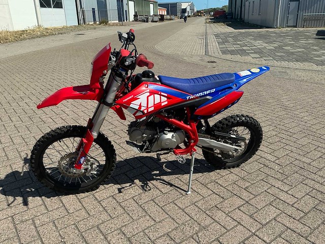 2025 thunder 125 motorfiets - afbeelding 1 van  13