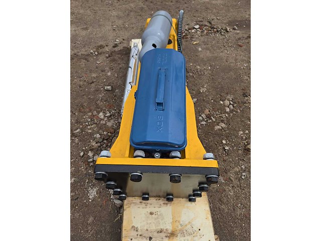 2025 toft 680 hydraulische sloophamer (ongebruikt) - afbeelding 4 van  5