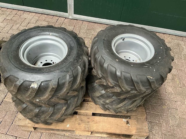 2025 trelleborg twin 421 shovelbanden (4x) - afbeelding 4 van  6