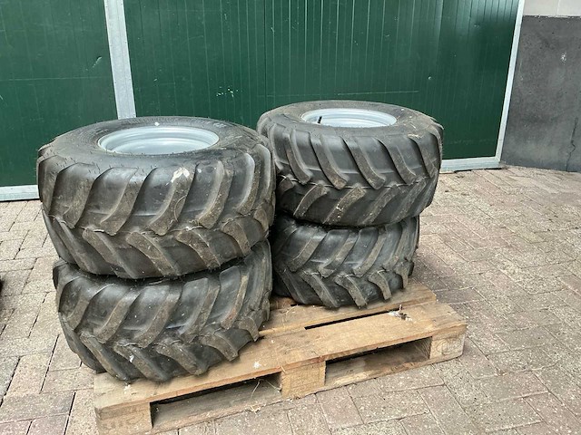 2025 trelleborg twin 421 shovelbanden (4x) - afbeelding 2 van  6