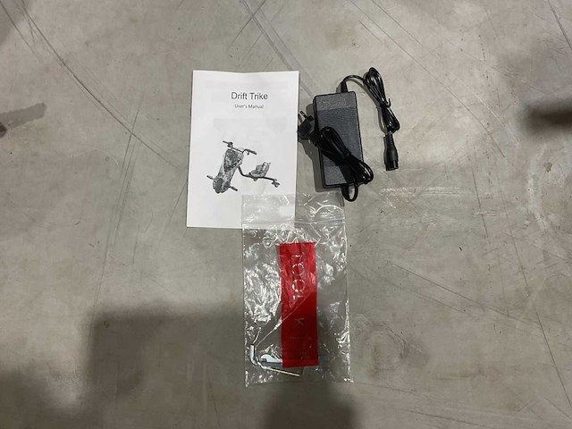 2025 ultra motocross 250w rd/wt elektrische drift trike - afbeelding 6 van  14