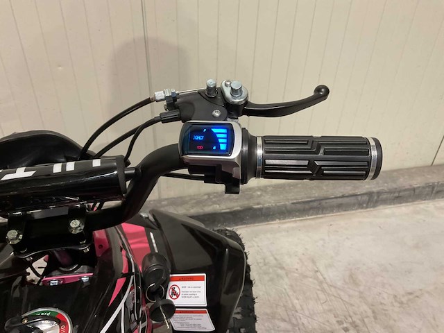 2025 ultra motocross atx 1000 elektrische quad roze - afbeelding 2 van  14