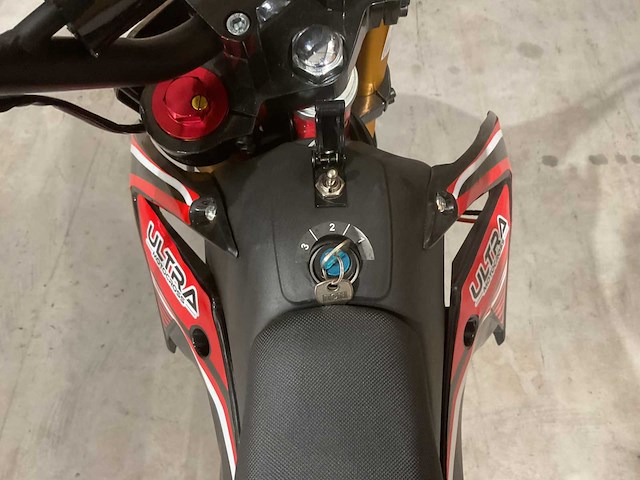 2025 ultra motocross db003e ilx1500 rd elektrische crossmotor - afbeelding 5 van  6