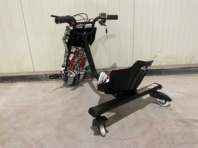 2025 ultra motocross drift trike motor rood/wit - afbeelding 12 van  14