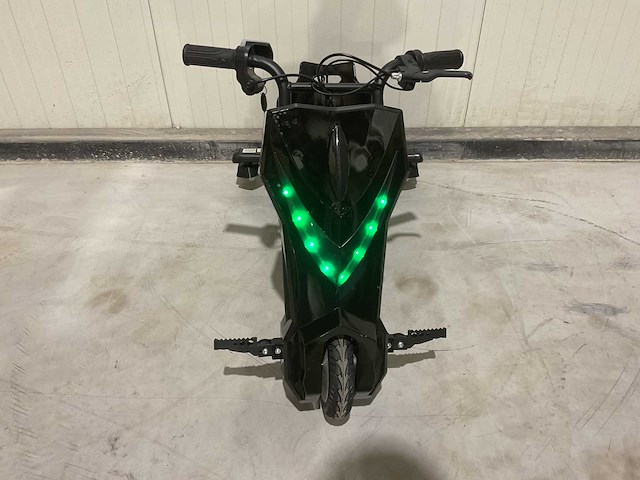 2025 ultra motocross drift trike motor zwart - afbeelding 13 van  13