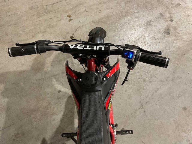 2025 ultra motocross ilx1000 rd elektrische crossmotor - afbeelding 2 van  9