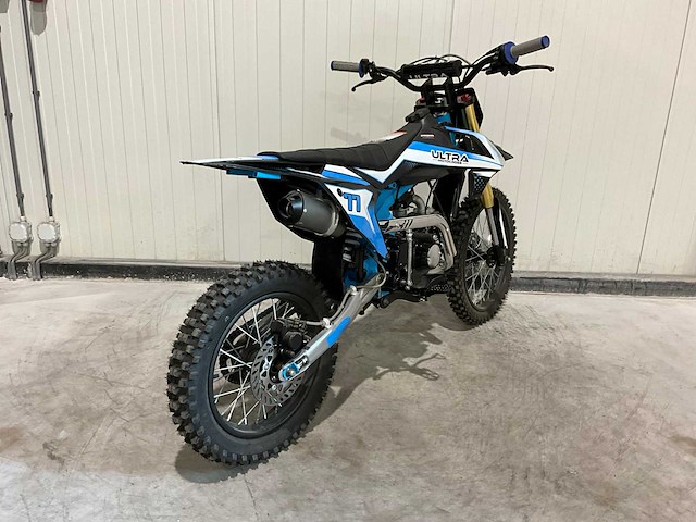 2025 ultra motocross ilx125 crossmotor blauw - afbeelding 8 van  12
