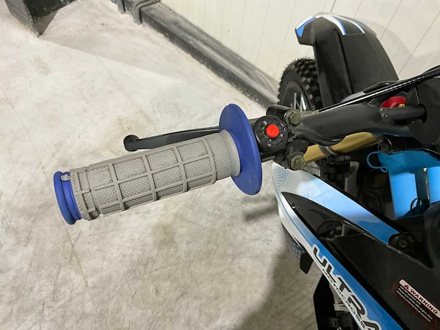 2025 ultra motocross ilx125 crossmotor blauw - afbeelding 11 van  12