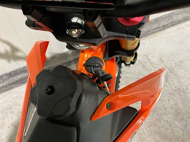 2025 ultra motocross ilx125 crossmotor oranje - afbeelding 5 van  13