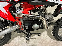 2025 ultra motocross ilx125 crossmotor rood - afbeelding 12 van  13