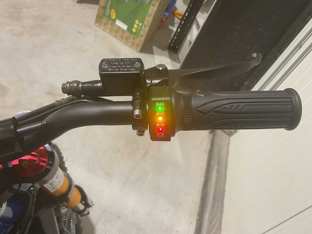 2025 ultra motocross ilx1500 elektrische crossmotor blauw - afbeelding 9 van  10