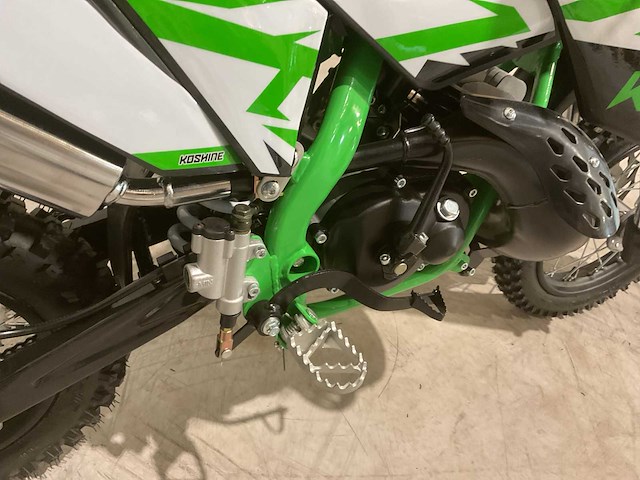2025 ultra motocross koshine 50 12/10” crossmotor groen - afbeelding 14 van  14