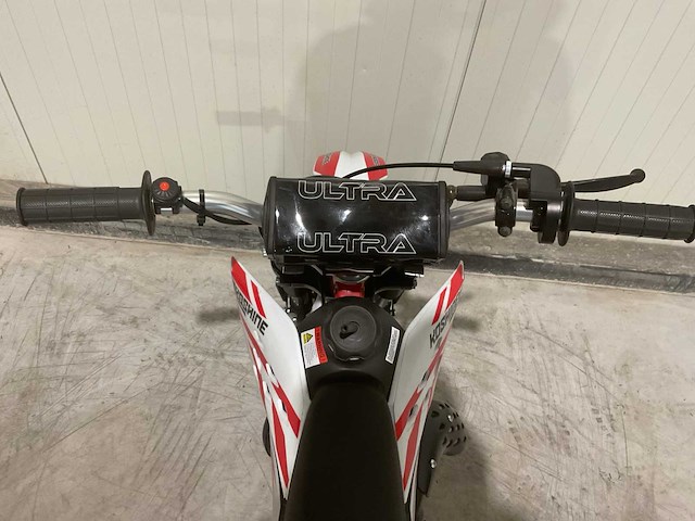 2025 ultra motocross koshine 50 12/10” crossmotor rood - afbeelding 4 van  14