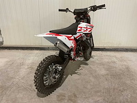 2025 ultra motocross koshine 50 12/10” crossmotor rood - afbeelding 13 van  14