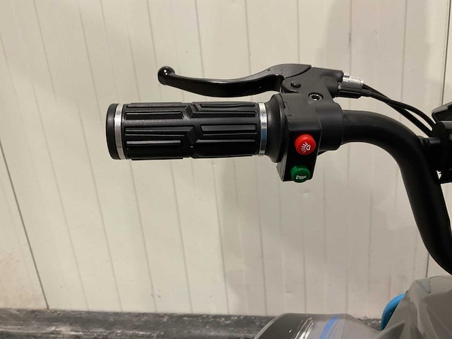 2025 ultra motocross ma05e bl 1000w quad - afbeelding 15 van  16