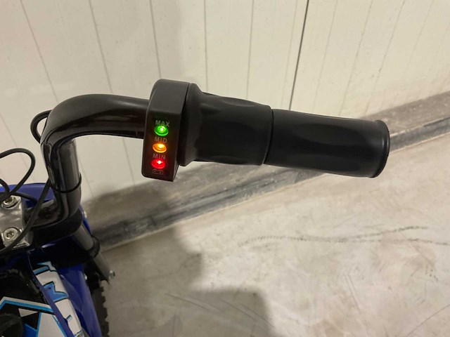 2025 ultra motocross monkey bike motor blauw - afbeelding 2 van  13