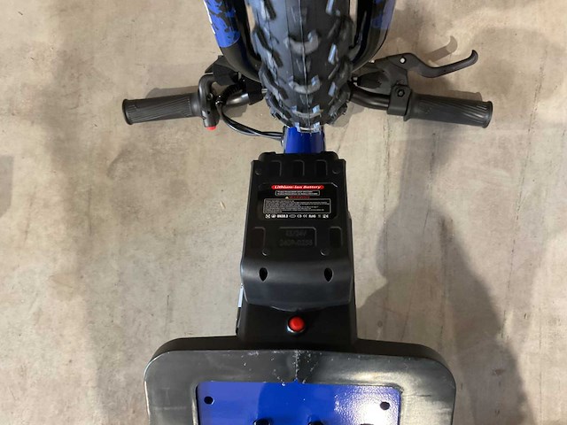 2025 ultra motocross trx200 bl elektrische loopfiets - afbeelding 10 van  11