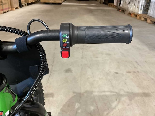 2025 ultra motocross trx200 gr elektrische loopfiets - afbeelding 4 van  4