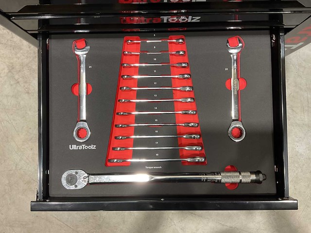 2025 ultratoolz germany 7/7 moment sleutel gereedschapswagen gevuld - afbeelding 3 van  6