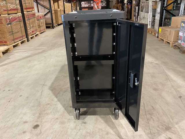 2025 ultratoolz germany 7/7 moment sleutel gereedschapswagen gevuld - afbeelding 1 van  5