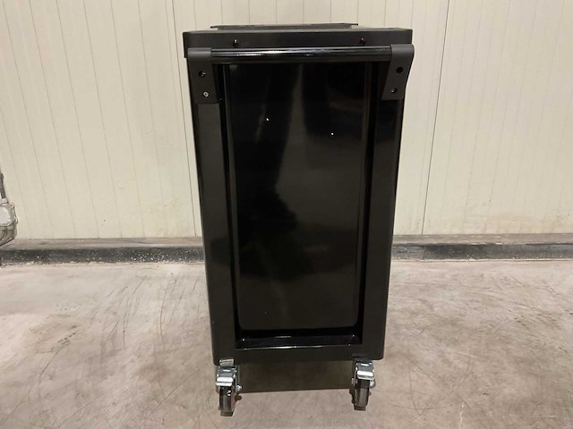 2025 ultratoolz germany 7/7 pro gereedschapswagen gevuld - afbeelding 15 van  18