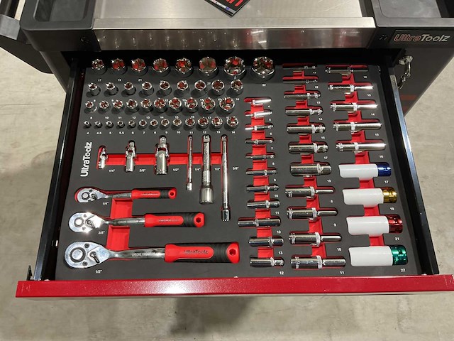 2025 ultratoolz germany 7/7 zw/rd gereedschapswagen gevuld - afbeelding 3 van  17