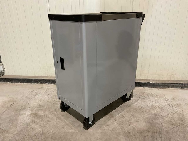 2025 ultratoolz germany 8/8 gereedschapswagen gevuld - afbeelding 14 van  18