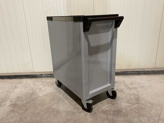 2025 ultratoolz germany 8/8 gereedschapswagen gevuld - afbeelding 15 van  18