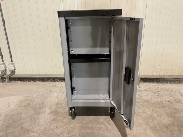 2025 ultratoolz germany 8/8 gereedschapswagen gevuld - afbeelding 18 van  18