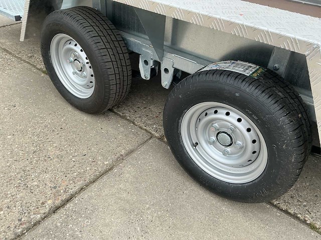 2025 variant 3518b4 aanhangwagen - afbeelding 4 van  24