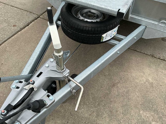 2025 variant 3518b4 aanhangwagen - afbeelding 13 van  24