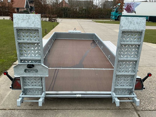 2025 variant 3518b4 aanhangwagen - afbeelding 16 van  24